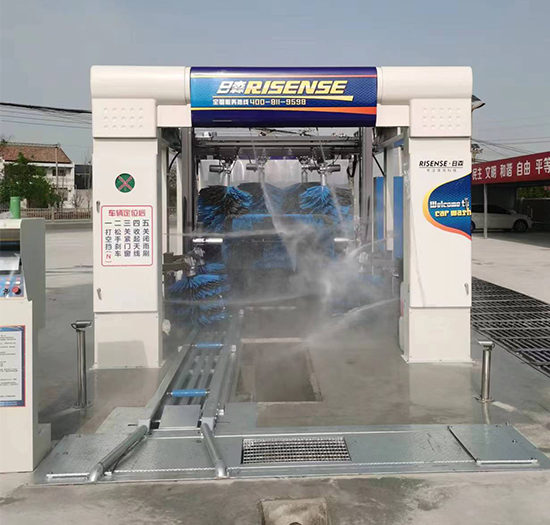 陕西加油站安装日森隧道式自动洗车机